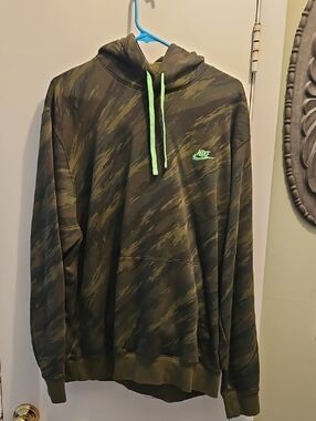 Nike Men's Camouflage Hoodie XL